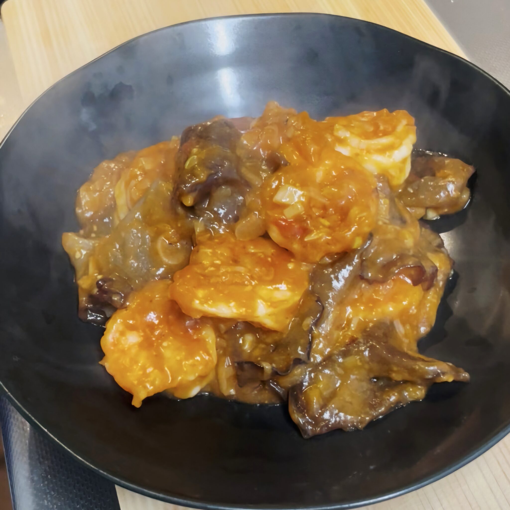 ピリ辛きくらげエビチリ